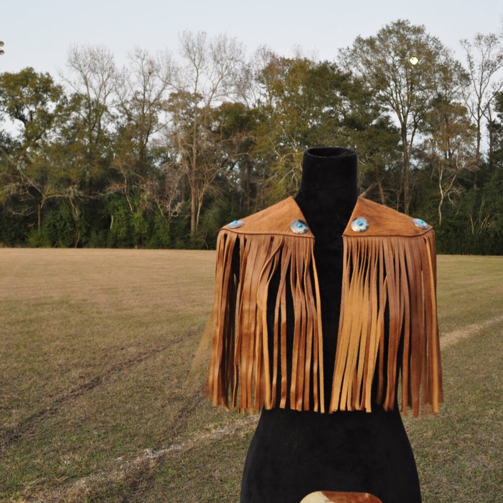 🤎 Handcrafted Suede Leather Fringe Shawl – Turquoise Concho 🤎